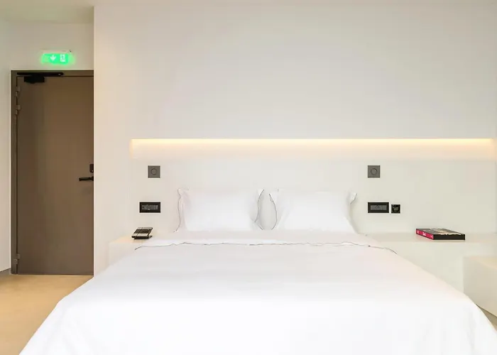 Domes White Coast Milos, Adults Only Hotel Mytakas